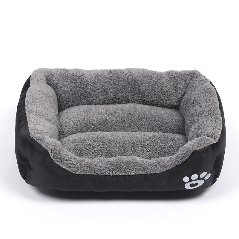 Soft Cozy Fleece Pet Bed with Waterproof Bottom