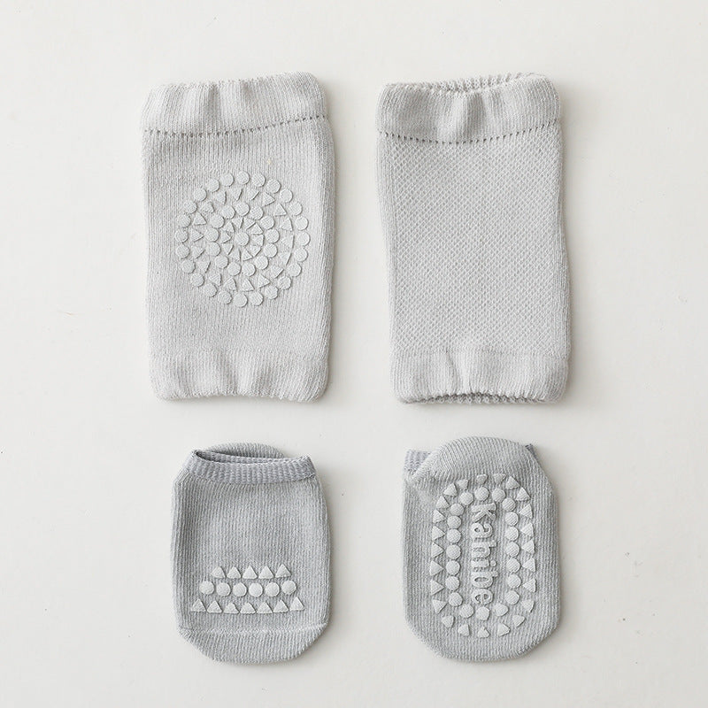 Cotton Baby Socks and Knee-Pad Set
