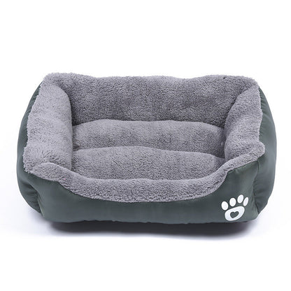 Soft Cozy Fleece Pet Bed with Waterproof Bottom
