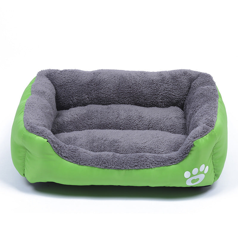 Soft Cozy Fleece Pet Bed with Waterproof Bottom