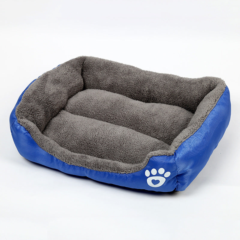 Soft Cozy Fleece Pet Bed with Waterproof Bottom